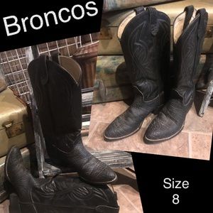 Black leather BRONCOS western boots size 8